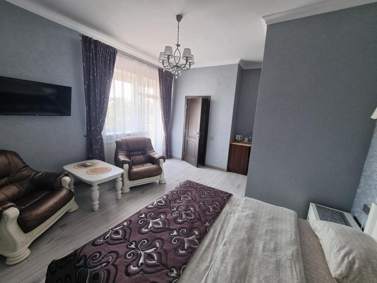Ник Аэро Hotel Harkov Kültér fotó